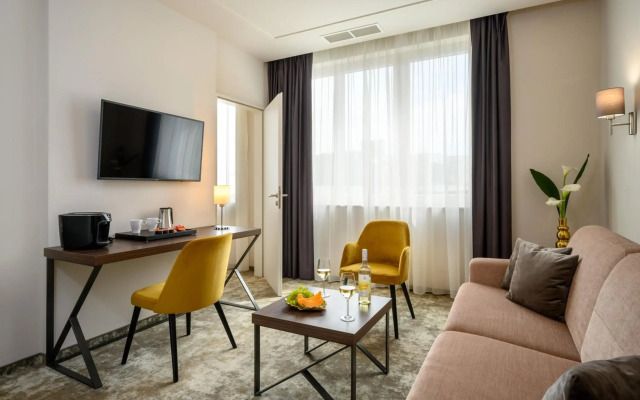 M-Square Hotel