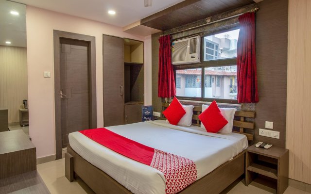 OYO 4822 Hotel Pratap Residency