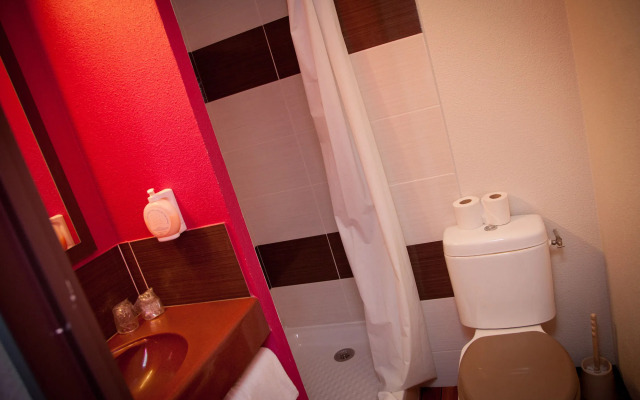 B&B HOTEL PAU Zénith