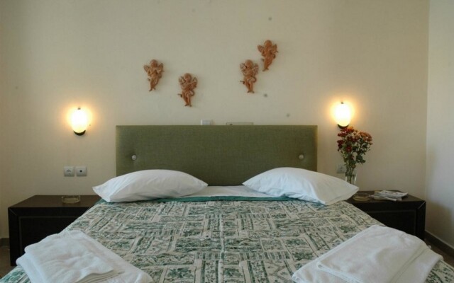 Santa Maura Studios & Apartments