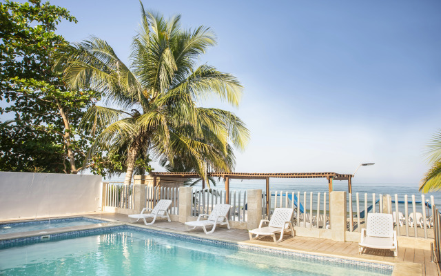 Camino Palmero Coveñas