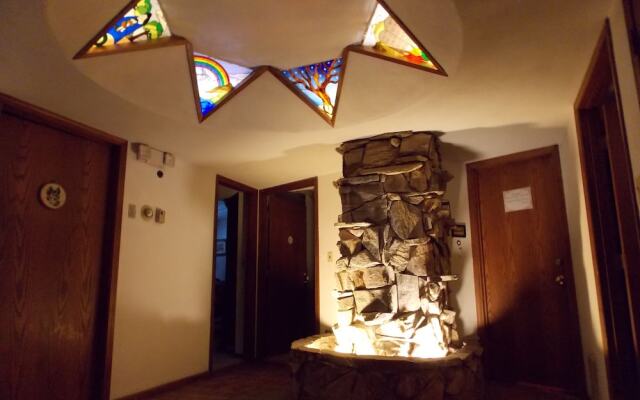 Abbey Archway Inn