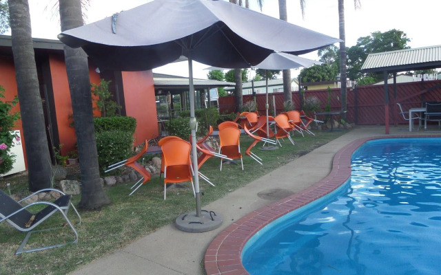Motel Oasis