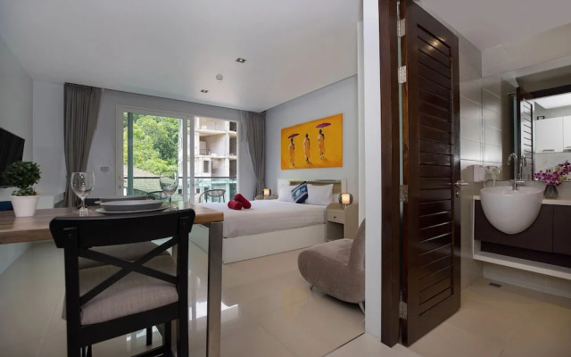 Emerald Hill Patong Apartment 420