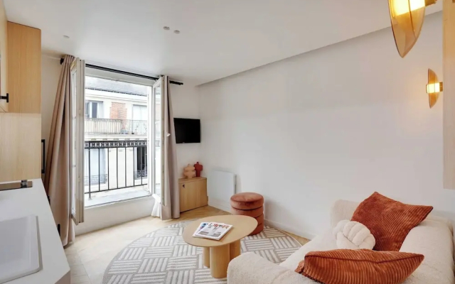 Charming apt With Balcony - 1br/2p - Saint Lazare