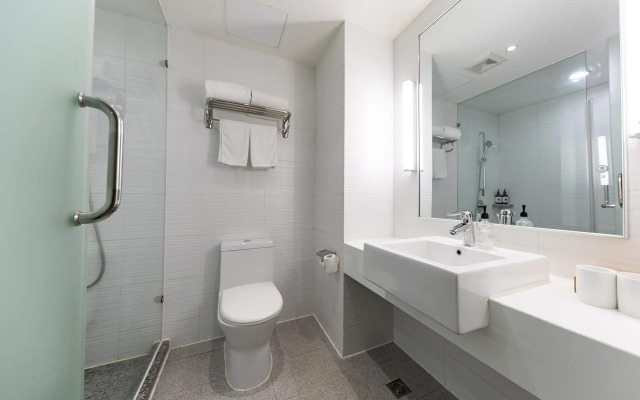 JI Hotel (Shanghai Jiangqiao National Exhibition Center Jiayi Road Subway Station)
