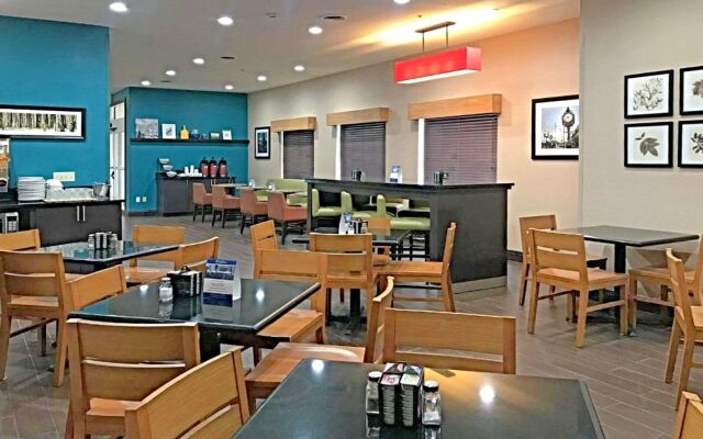 Comfort Inn & Suites O'Fallon - St. Louis Area