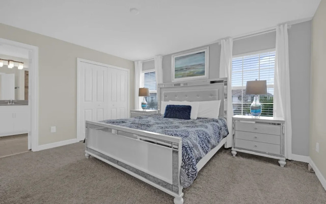 Luxury Davenport Home Perfect Family