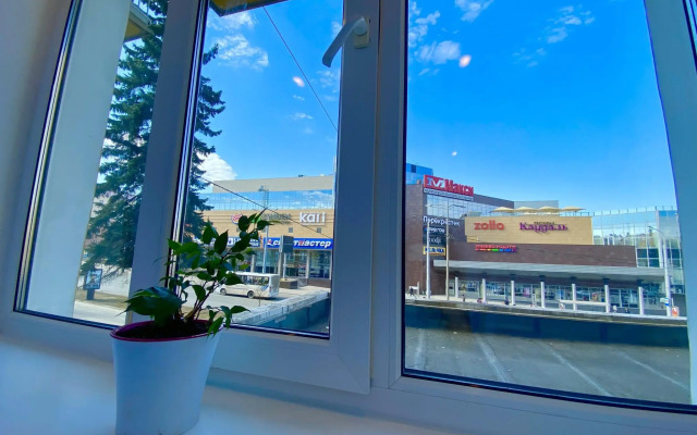 Апартаменты Голубика на проспекте Ленина 15