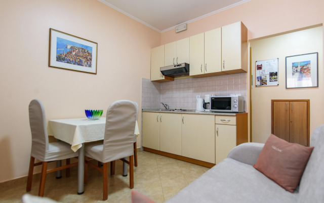 Villa Curic