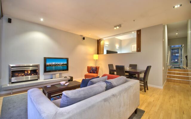 Private Apartment at Pounamu 203