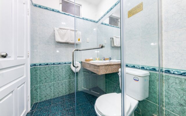 Homey Hotel by OYO Rooms