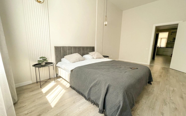 Апартаменти на Менцинського 6