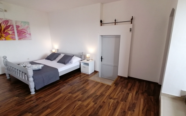 Holiday house Jaka 2 - with pool : Sumartin, Island Brac