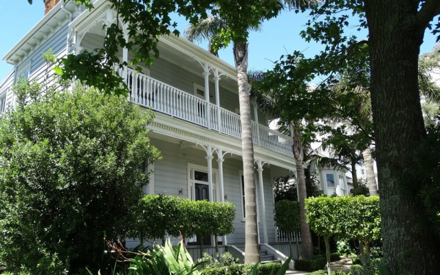 Andelin Guest House