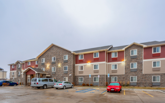 Welcome Suites Minot