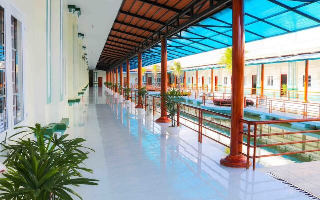 Truong Huy Hotel