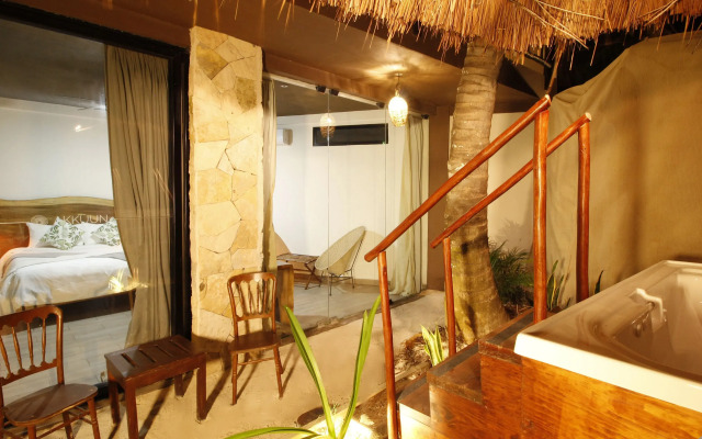 Akkuun Tulum Adults Only