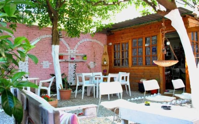 Zig Zag Hostel