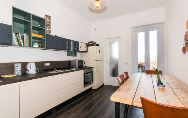 Vanchiglia Cozy Flat with Terrace and City View