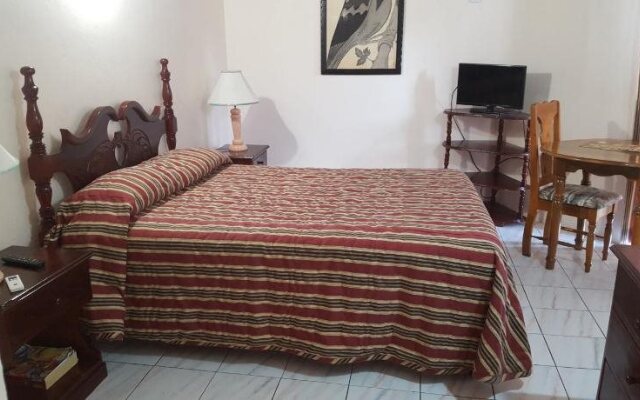 Shields Negril Villas