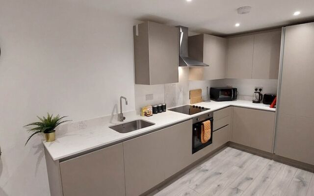 Modern 2 Bedroom Apartments - Camberley