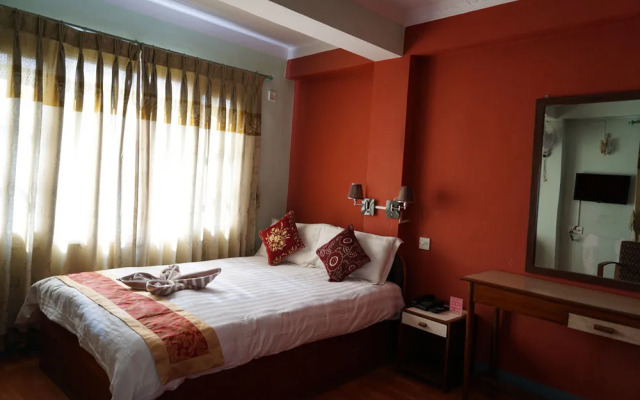 OYO 120 Hotel Tayoma