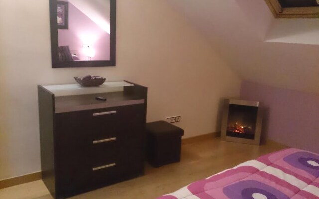 Jaen 102092 1 Bedroom Apartment By Mo Rentals