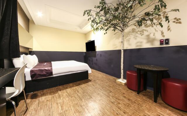 Pavia Tourist Hotel