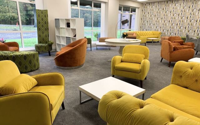Summergrove Halls