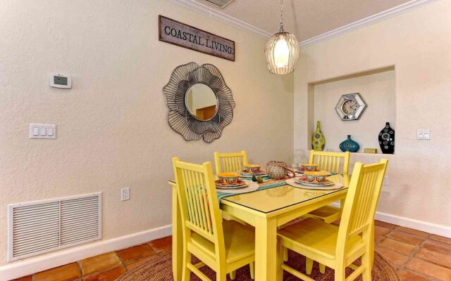 Sunset Point Apartment 4