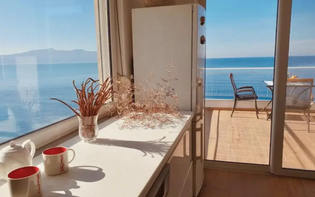 Vasiliki Beachfront Luxury Apartment