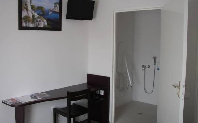 Fasthotel Paris Sud Saint Fargeau