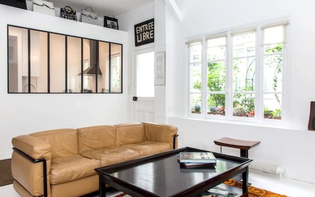 House With 4 Bedrooms in Paris, With Wifi