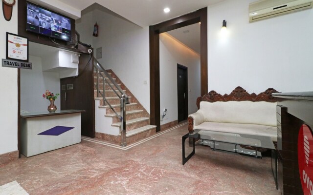 OYO 9974 Hotel Taj Prince