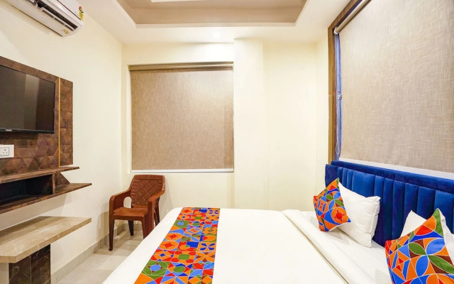 Fabhotel The Luxe Inn