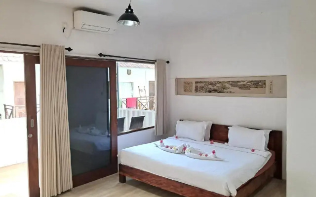 Villa Rumah Kayu