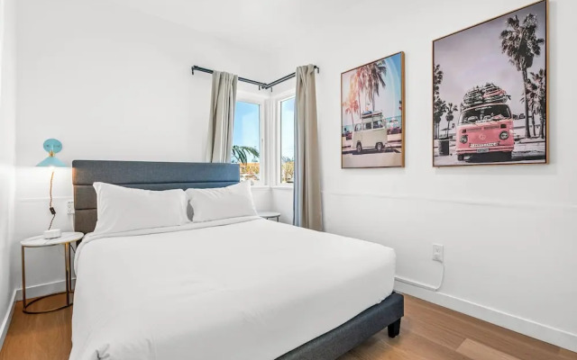Aliza Hotel