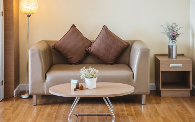 Clef Hotel