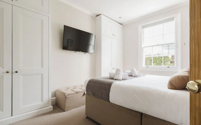 Stylish Townhouse Annexe Cheltenham