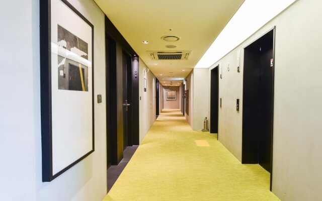 STAY B Hotel Myeongdong