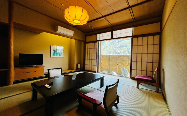 Misasa Yakushinoyu Mansuirou