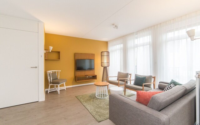 Modern Apartment, at 4 km. From Maastricht