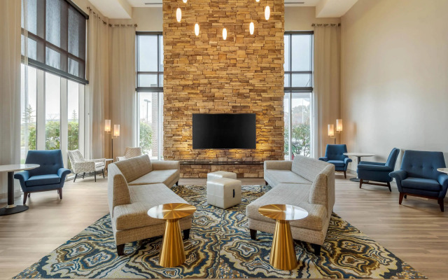 Cambria Hotel Akron - Canton Airport