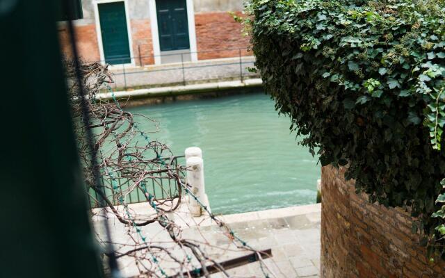 Pensione Accademia - Villa Maravege