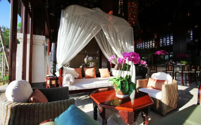 Shixishu Jianguo Yalong Bay Resort Hotel
