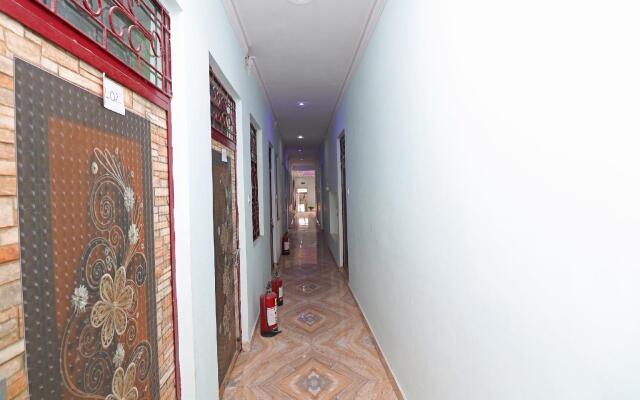 Hotel Prayag Raj by OYO Rooms