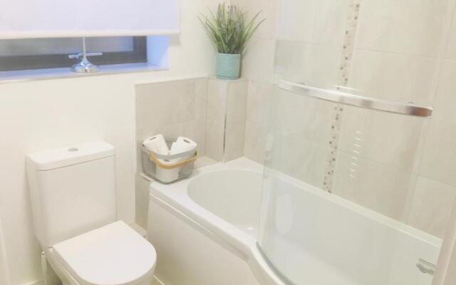 Huntingdon Apartment