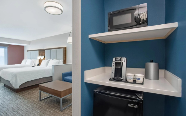 Holiday Inn Express Hotel & Suites Clinton by IHG