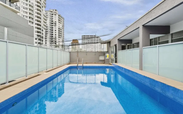 Studio4: Bondi Chic Interiors With Rooftop Pool